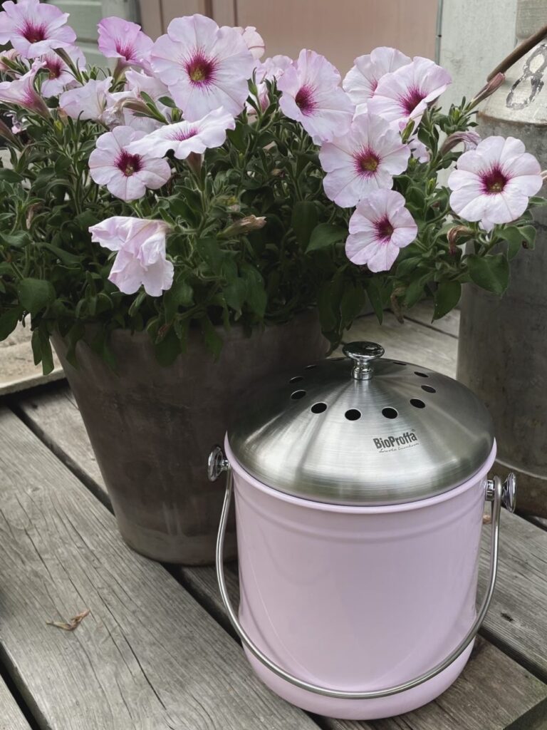 BIOPROFFA BIOKERUUASTIA 4L MINI PINK WITH FLOWERS
